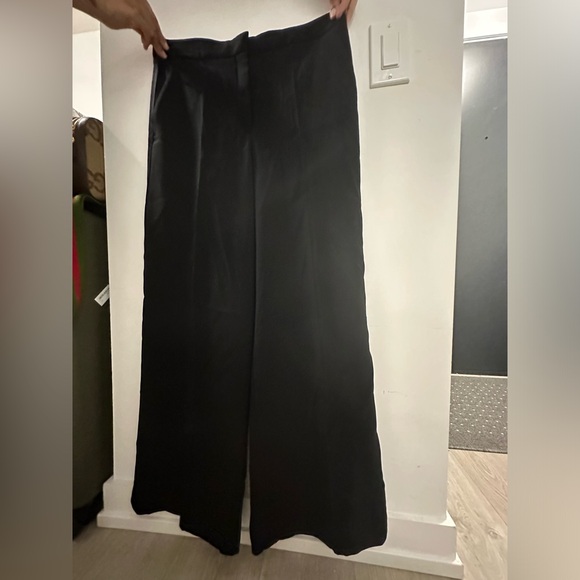 Aritzia high waisted black trouser - Picture 1 of 4